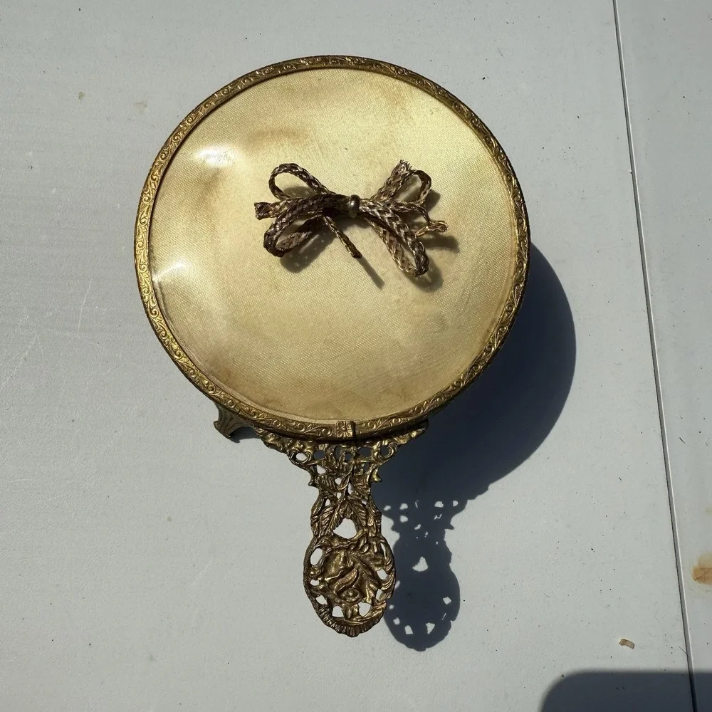 vintage Hollywood Regency style gold metal filigree jewelry box Removable Mirror